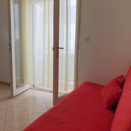 Apartments Slavica ราบ ภายนอก รูปภาพ