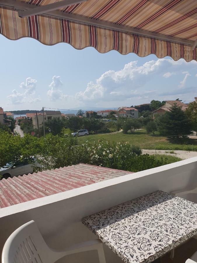 Apartments Slavica ราบ ภายนอก รูปภาพ